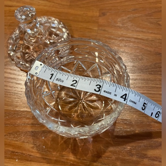 Vintage Heavy Crystal Bowl with Lid - Picture 9 of 11